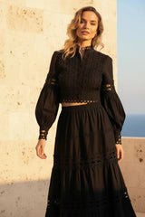 Choklate Paris Cropped-Bluse „Ellie“ Schwarz 100% Baumwolle mit Ajourspitze