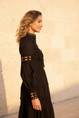 Choklate Paris Cropped-Bluse „Ellie“ Schwarz 100% Baumwolle mit Ajourspitze