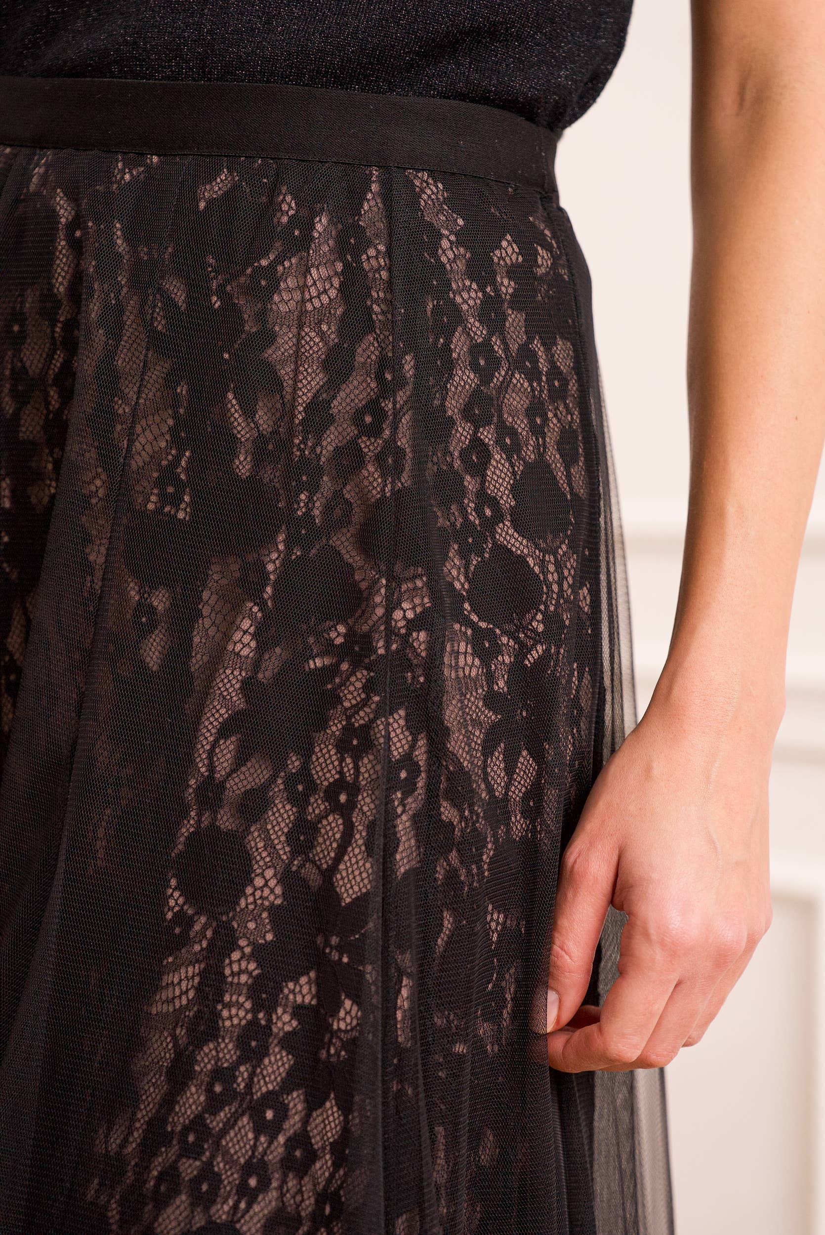 Choklate Paris - Rock "March" -  Tüll & Spitze  Schwarz -Beige