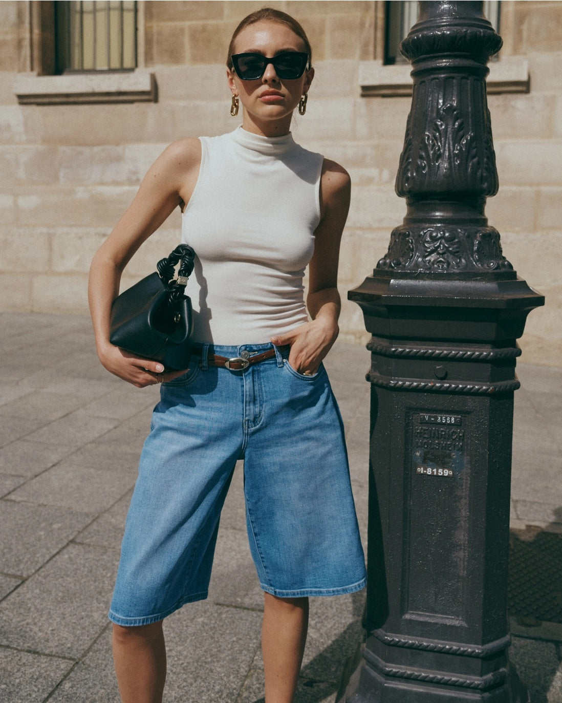 Ana & Lucy Bermuda Baggy Dad weite Passform Hellblau