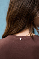 Langärmeliges T‑Shirt aus gerippter Baumwolle: Ecru / L