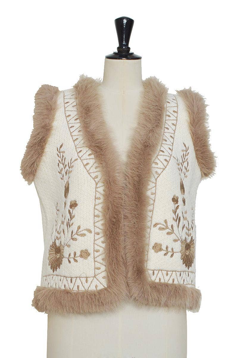 Elli White - Weste in Beige mit camel-farbenem Kunspelz - edle Strickweste mit Stickerei
