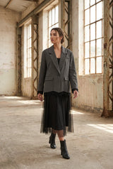AN’GE Paris Blazer HANNABELLA in Grau mit schwarzer Spitze