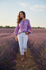 Jep Holland Lila Baumwollbluse mit oranger Blumenstickerei