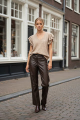 Lulumary Rüschenpullover in Taupe mit V-Ausschnitt