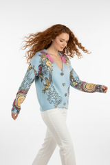 Rose Mode Cardigan mit Engeln - Professionelles Produktfoto