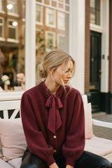 Tamba Flauschige Strickjacke mit Schluppenkragen Bordeaux