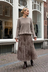 Audrey Paris Strickpullover mit Rüschen in Taupe