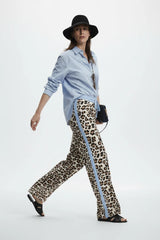 Zwillingsherz Lounge Hose Leo mit Kontrastbund Hellblau